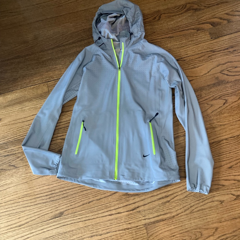 Nike size small 3M all over reflective jacket. Crazy reflective!